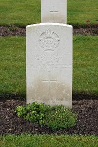 Harrogate (Stonefall) Cemetery - Manders, Clarence Delrose